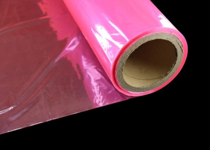 PVC熱収縮フィルム ピンク色ロール 端部の拡大写真